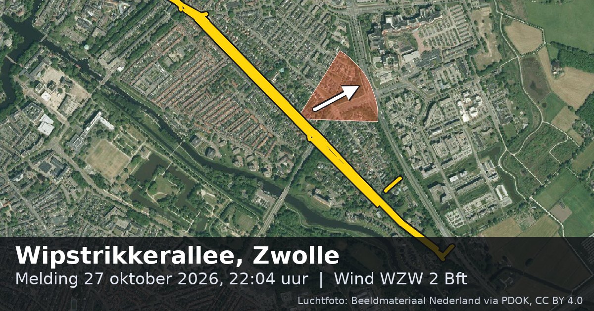Luchtfoto van de Wipstrikkerallee in Zwolle, met de straat gemarkeerd en een pijl in de windrichting
