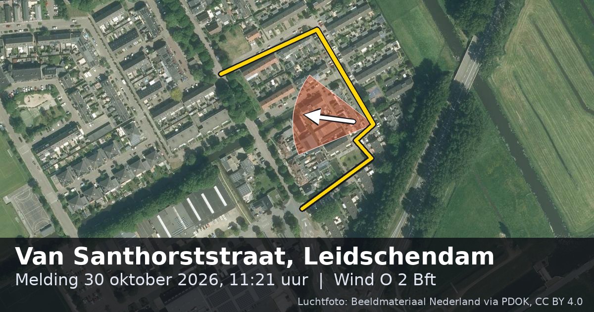 Luchtfoto van de Van Santhorststraat in Leidschendam, met de straat gemarkeerd en een pijl in de windrichting