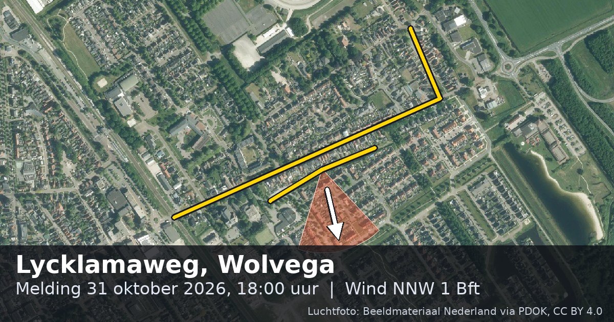 Luchtfoto van de Lycklamaweg in Wolvega, met de straat gemarkeerd en een pijl in de windrichting